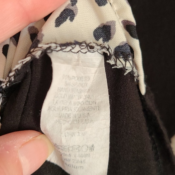 Donated Leopard print top - Picture 4 of 4